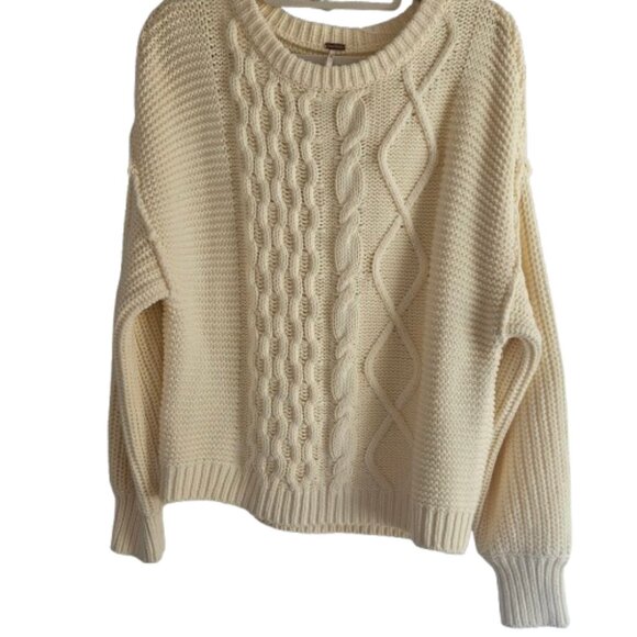 Free People Dream Cable Crewneck Sweater Size Small in Cream - Picture 3 of 13